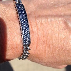 Not for sale. Looking for this David Yurman.